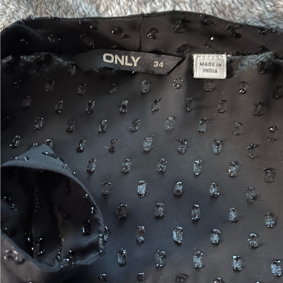 ONLY Neck-tie Blouse - Picture 4 of 4